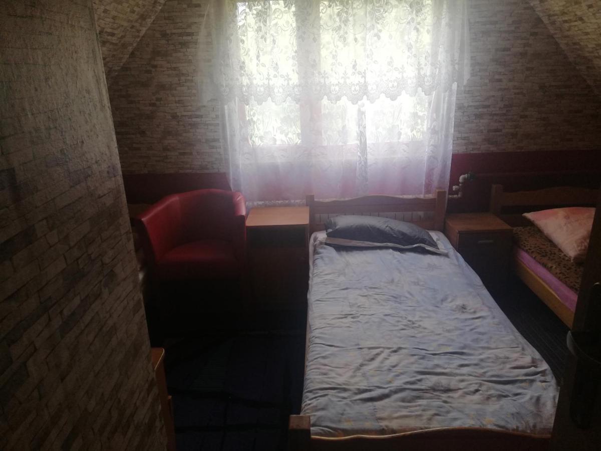 Aura Homestay